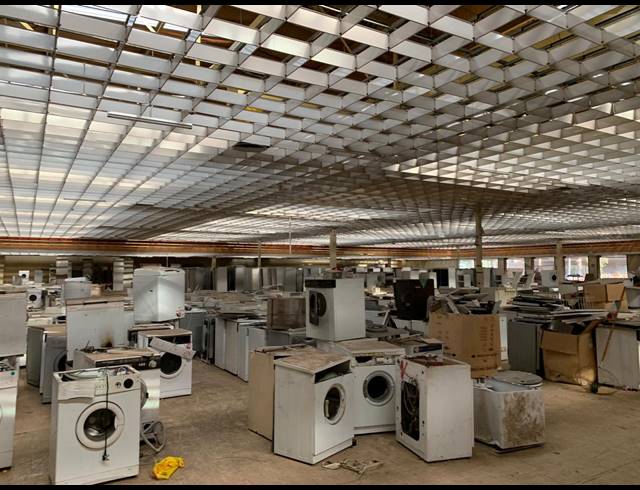 10,000M² WAREHOUSE FOR SALE IN BRAKPAN CENTRAL